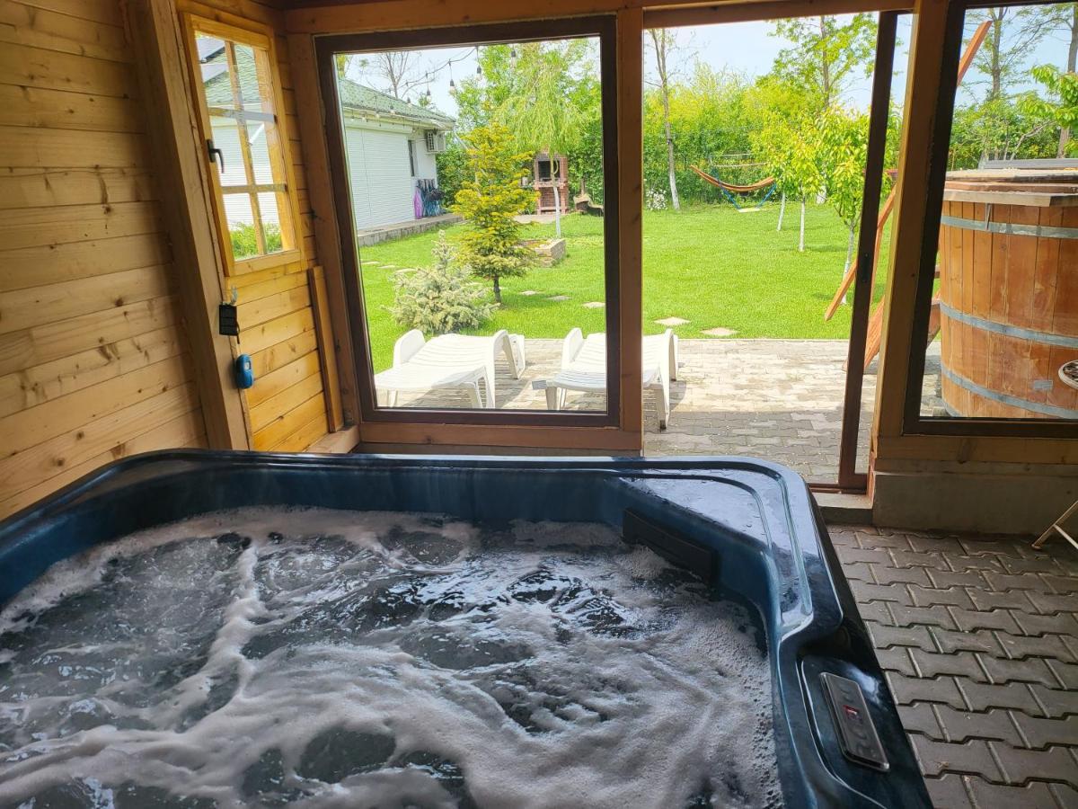 Casa Elis Piscina, Jacuzzy , Sauna, Ciubar Merei Exterior foto